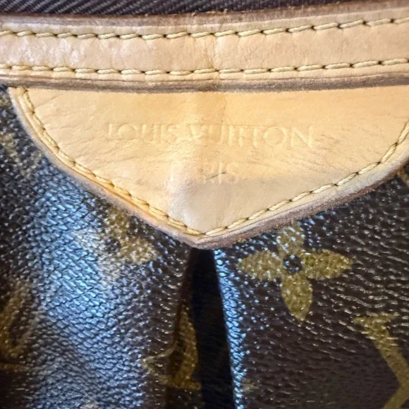 Louis Vuitton Palermo GM Monogram Shoulder Bag - Picture 4 of 11